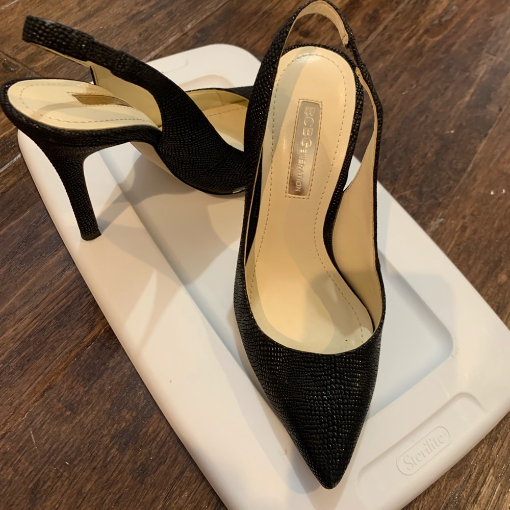 BCBG Sling back heels